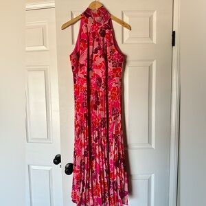 Floral evening dress. Perfect for a summer wedding.
